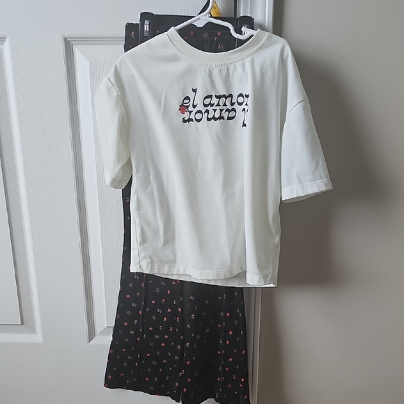 Art Class Soft White Tee - Picture 1 of 6